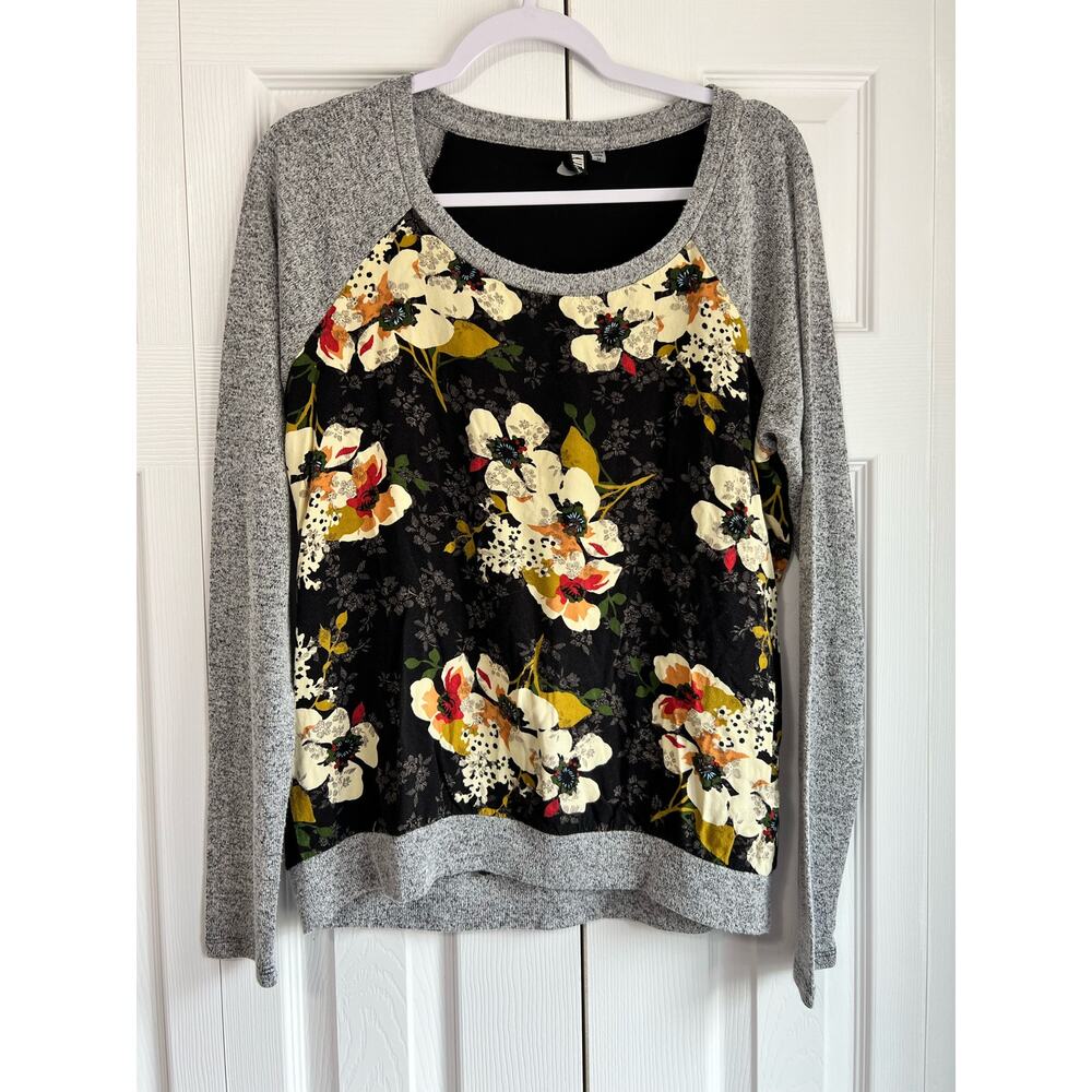 KUT Kut From The Kloth Floral Sweater Size Medium Top Blouse
